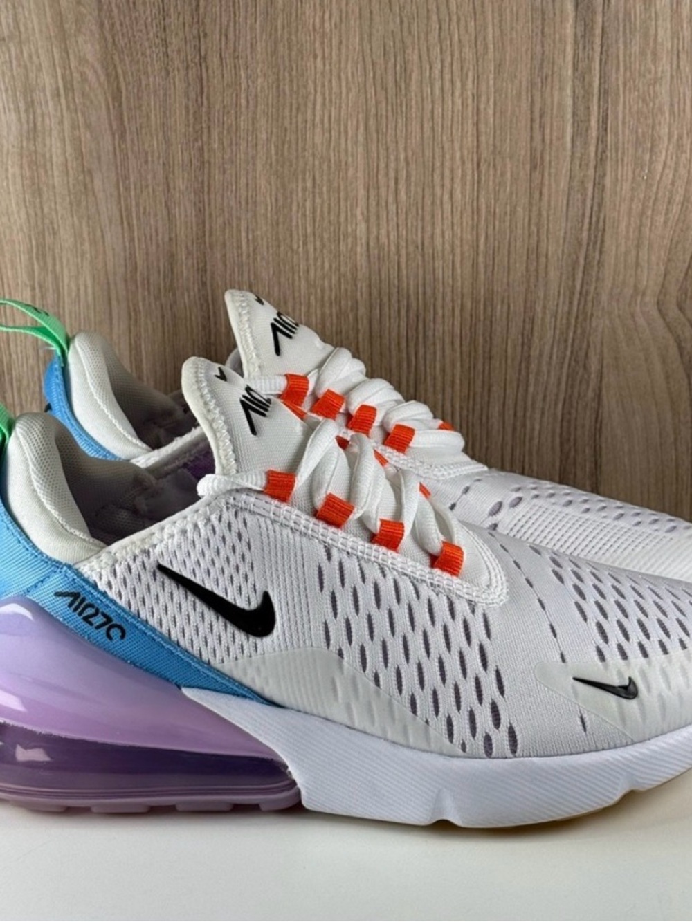 Nike Air Max 270 White Blue Lavender Running Shoes DX2351-100 Women’s Size 7